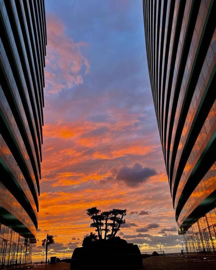 Bat Towers Studia Διαμέρισμα Μπατούμι Εξωτερικό φωτογραφία